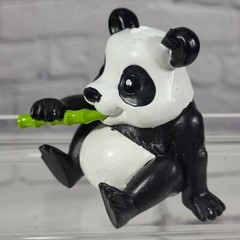 Funrise Panda Bear Deluxe Vinyl Figure Snacking On Bamboo 2.25” Tall 2011