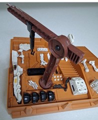 Kenner Star Wars Droid Factory with incomplete Droid parts and manual