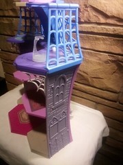 Disney Jr. Vampirina Scare B&B Doll Mansion Castle Play House Only. 27x15x11