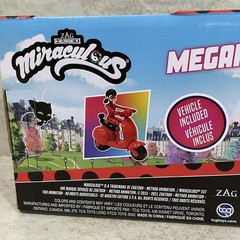 Miraculous: Tales of Ladybug and Cat Noir Felt Mega Mat & Scooter w/ Figure NEW