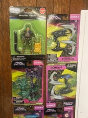 Final Faction lot mobile unit synthoid striker shock quake arms + accessories