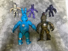 Five Nights at Freddy’s Bonnie & Freddy Fazbear Vinyl Figure Set Lot