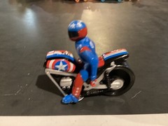 Marvel Thor, Hulk & Hawkeye Die Cast Vehicles + Captain America Plastic Bike