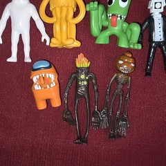 Phat Mojo Garten of Banban And Rainbow Friends Lot – Monster Siren Heads