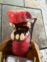 Vintage 1985 Ideal Rocks & Bugs & Things Trapasaurus Action Figure – Works!