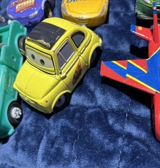Loose Disney Pixar Cars Lot of 7 Die-cast 2 Plastic Mixed Lot