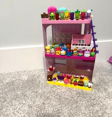 Shopkins House and 40-Kooky Cookie, Apple Blossom, Ultra Rare, Exclusive Bundle