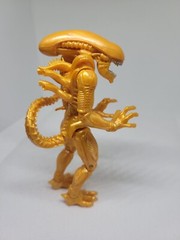 Alien Warrior ‘ Yellow ‘ Xenorph 2019 Century Fox Collection Action Figure