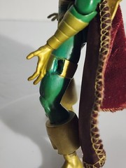 Marvel Toy Biz 1997 Earth’s Heroes Avengers Reborn Series Loki Figure