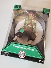 Tanjiro Kamado – Demon Slayer Vinyl Figure in Box, 6″