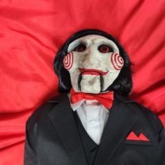 Saw – Billy the Puppet Deluxe Prop (w/ sound & motion)- Trick or Treat Studios