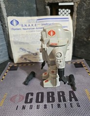 GI JOE ~ 1983 SNAKE ARMOR ~ S.N.A.K.E. ~ 100% COMPLETE & WHITE BLUEPRINTS