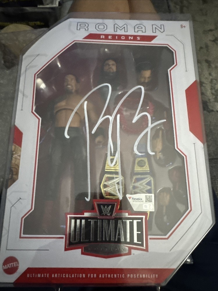 WWE Ultimate Edition Roman Reigns Autographed Fanatics Cert Mattel OTC LJN ROCK