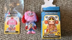Mega Space Molly 100% Series 4 Confirmed Jon Burgerman