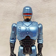 CLEAN – 1993 Toy Island – RoboCop Electronic Figure – 4.5″ – Tested & Working