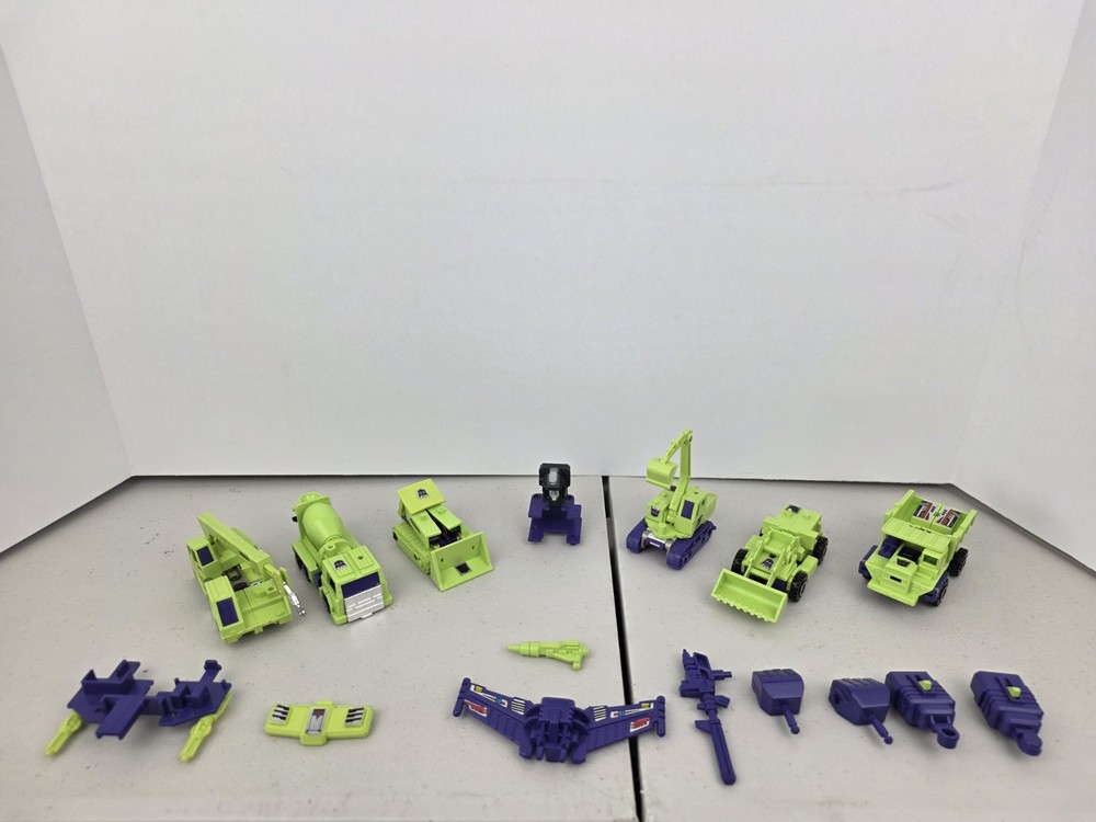 Vintage G1 Transformers Constructicons Devastator Hasbro 1985