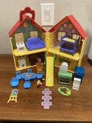 2003 Peppa Pig Figure Lot House Carry Case 75+ Figures 5 Cars Furniture Bundle