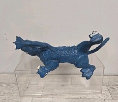 Vintage 1984 Imperial Knights & Daggers 10″ Blue Sabertooth Komodo Dragon