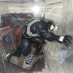 McFarlane Toys Marvel Amazing Spiderman Venom Autograph Series & Regular Edition