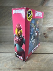 Mcfarlane FORTNITE Skully 7″ Figure Epic Games NIB