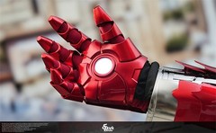 Iron Man MK5 Gauntlet Wearable Right Glove 1/1 Arm Voice/remote control Cosplay