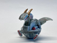 Bakugan Battle Brawlers Gray Haos Hyper Dragonoid 580g Battle Damaged With Card