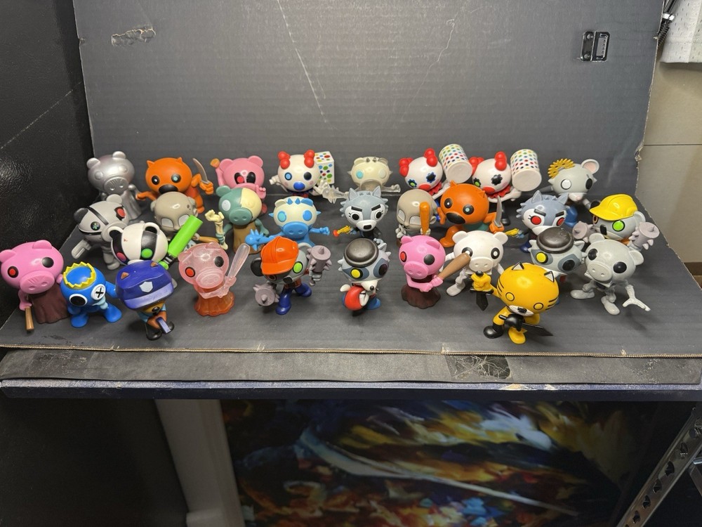 Huge Roblox Piggy Mini Figure Lot – 27 PhatMojo Mystery Minis (Series 1, 2 & 3)