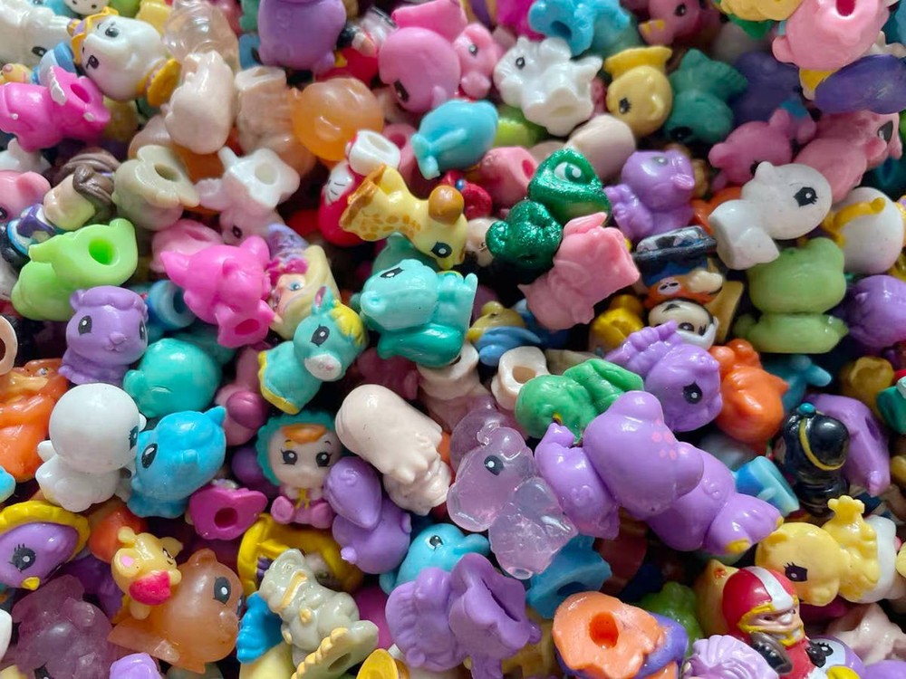 Lot of 100 Mixed Series Miniature Figures Toys Pencil Toppers