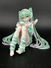 Hatsune Miku Playing Games Ver Figure Holiday Memories Vocaloid Anime Japan NEW