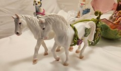 Schleich Bayala Ice Sleigh w/ Ki-Kuki Ice Cat & Elf Carriage w/ Fairies & Horse