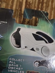 Tron Legacy Kevin Flynn’s Light Cycle 3″ DIECAST Toy Unopened! 2010 Spin Master!