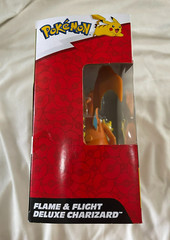 2022 Pokemon Flame & Flight Deluxe Charizard Set Lights Motion And Sound new