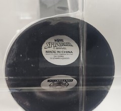 Marvel Spiderman Challenge Coin With Display Stand, Built by Culturefly NIB