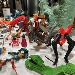 MOTU He Man Huge Lot Gray Skull Castle Weapons 18 Figures Mantisaur Stridor