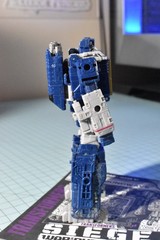 Transformers Legacy Soundwave Figure Siege COMPLETE