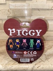 PIGGY DINOPIGGY ACTION FIGURE SEALED