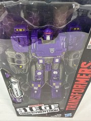 Transformers BRUNT Siege War For Cybertron WFC-S37 Deluxe Class Hasbro