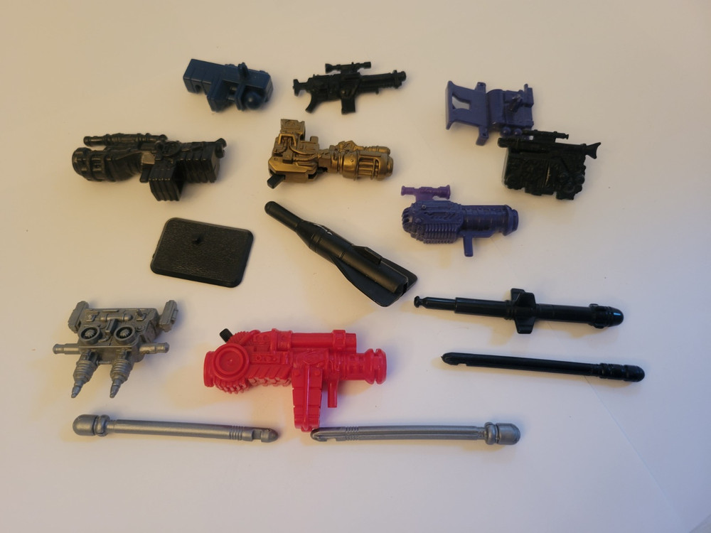 Lot of 15 GI Joe accessories – Hasbro – 1980s & 1990s