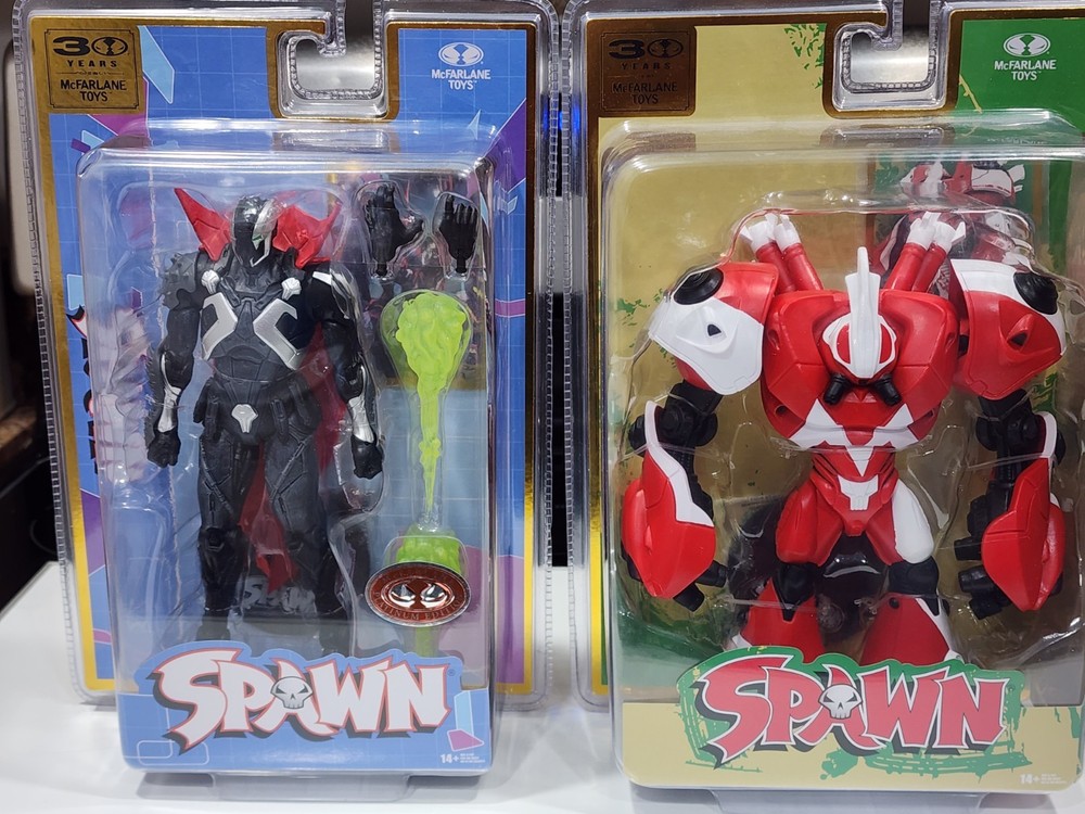 McFarlane 30 Years The Deviant: Rat City Spawn Platinum & Wave 8 Robot Wars 7″