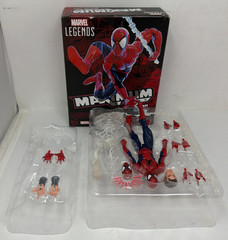Marvel Legends Maximum Series Spider-Man 6″ Action Figure Complete In Box!