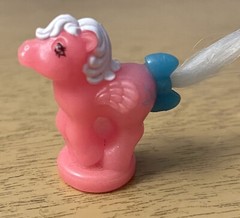 Vtg My Little Pony Petite Ponies Glow In The Dark Magic Candle Pink White Mane