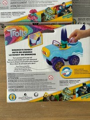 3 Imaginext DreamWorks Trolls Flower Fun Campsite Playset Poppy & Branch’s Buggy