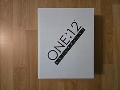 Mezco Toyz One: 12 Collective The Dark Knight Returns Black And Gray Figure
