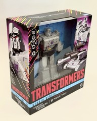 Transformers Studio Series MTMTE Leader Class Megatron (Battle Damage)