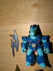 Battle Beasts 4 Complete Figures Lot #23 Horse #33 Moose #34 Chameleon 37 Walrus