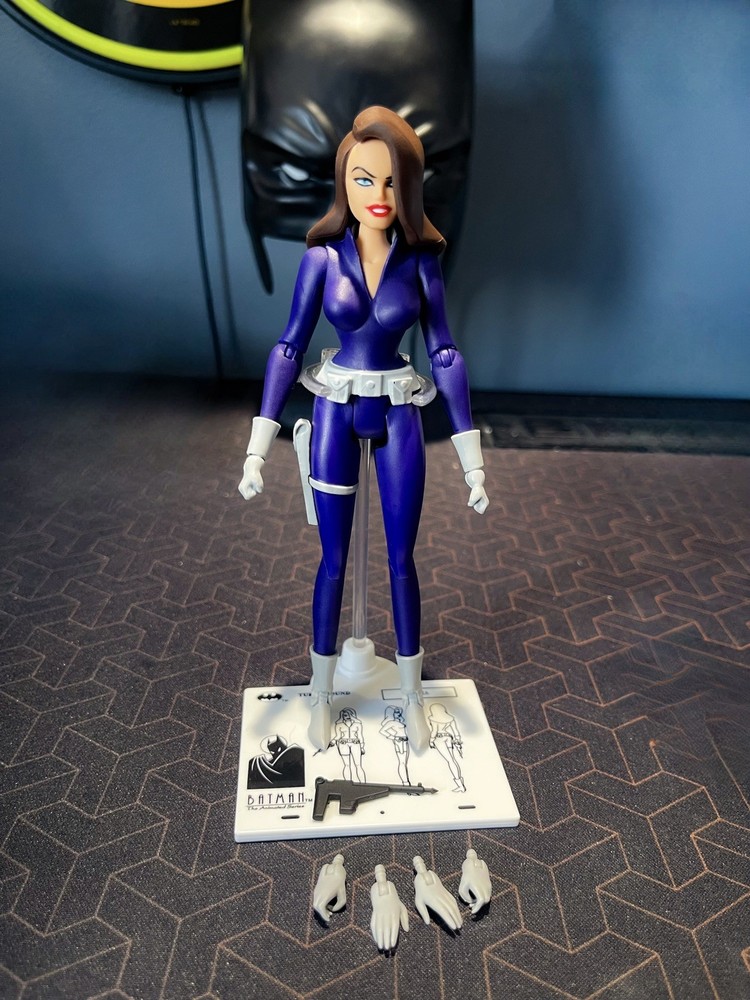 DC COLLECTIBLES BATMAN THE ANIMATED SERIES TALIA AL GHUL COMPLETE