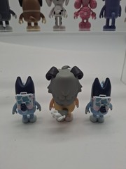 HTF Rare Bluey The Terriers dog’s And Other Bluey School Friends Figure 💥