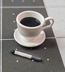NECA custom fodder Black & White Vincent Price Figure COFFEE CUP & CIGARET