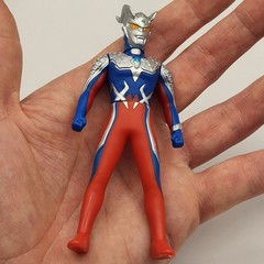 Ultraman Zero Sofubi Figure with Cape 2022 Ldcx