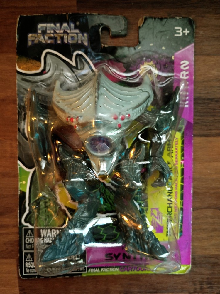 Final Faction Kharn Hive Class Synthoid Action Figure w/ Removable Arms – 2021